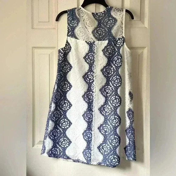 BCBGMaxAzria White/Blue Lace Mini Dress  Size Medium - Picture 13 of 13